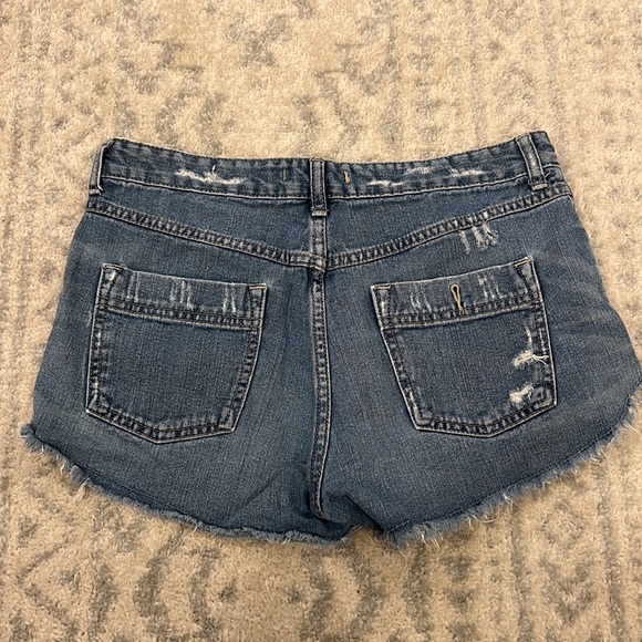 Free People Dolphin Hem Shorts 26 - Picture 2 of 6